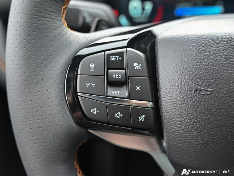 NEW 2026 Ford Explorer Tremor - Marsh Grey Exterior / ONYX, HEAT/VENTILATED MIKO SUEDE SPORT CAPTAIN'S CHAIRS Interior - $67,079 - Stock #E61118 - VIN 1FMUK8JH6TGC34617 - Photo 18