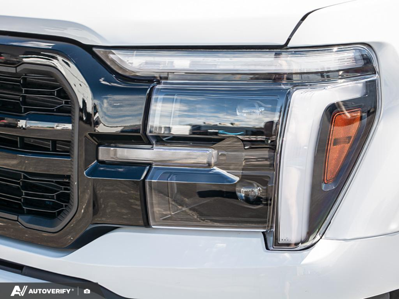 NEW 2026 Ford F-150 LARIAT - Star White Tri-Coat Exterior / BLACK, ACTIVEX TRIMMED 40/CONSOLE/40 FRONT SEATS (B) Interior - $80,505 - Stock #D60672 - VIN 1FTFW5L88TFA34986 - Photo 10