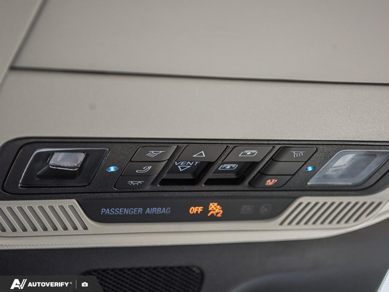 NEW 2027 Ford Expedition Platinum Max - Agate Black Metallic Exterior / SALT CRYSTAL GREY, LEATHER-TRIMMED HEATED & VENTILATED FRONT CAP Interior - $109,305 - Stock #D70080 - VIN 1FMJK1M80VEA13065 - Photo 23