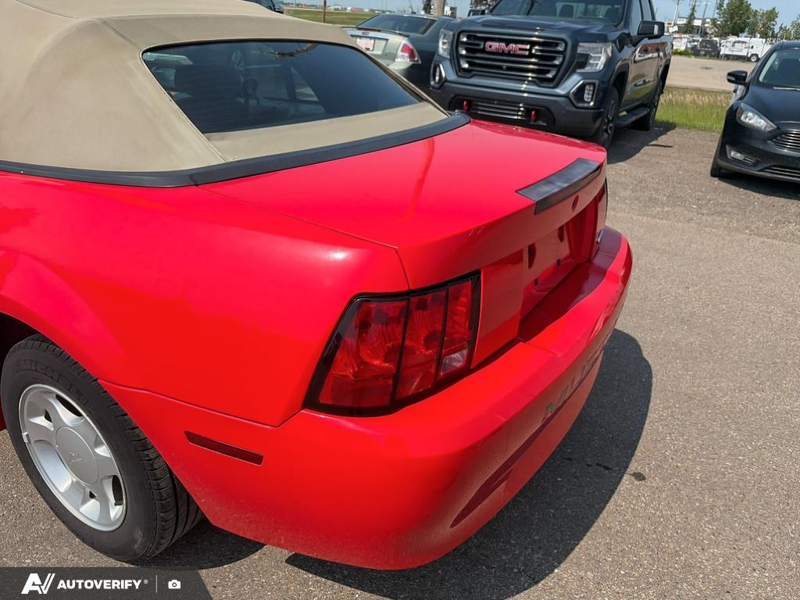 USED 2000 Ford Mustang BASE Convertible! - Bright Red Exterior - $7,997 - Stock #D50931F - VIN 1FAFP4440YF253862 - Photo 8