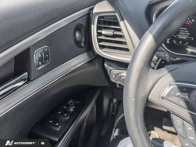 USED 2016 Lincoln MKX Reserve - Dune Exterior / UNKNOWN Interior - $19,899 - Stock #DP6404A - VIN 2LMTJ8LP4GBL26684 - Photo 13