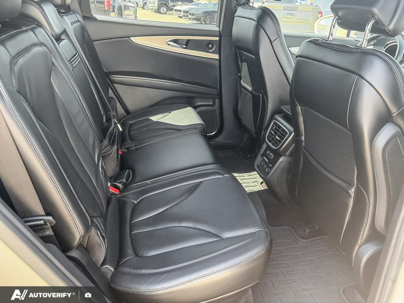 USED 2016 Lincoln MKX Reserve - Dune Exterior / UNKNOWN Interior - $19,899 - Stock #DP6404A - VIN 2LMTJ8LP4GBL26684 - Photo 17