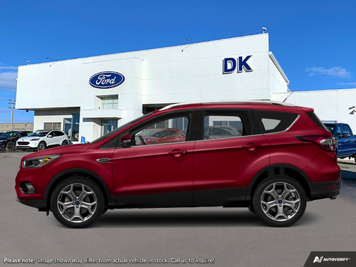 2017 Ford Escape Titanium w/Leather, Moonroof, Nav, and More!