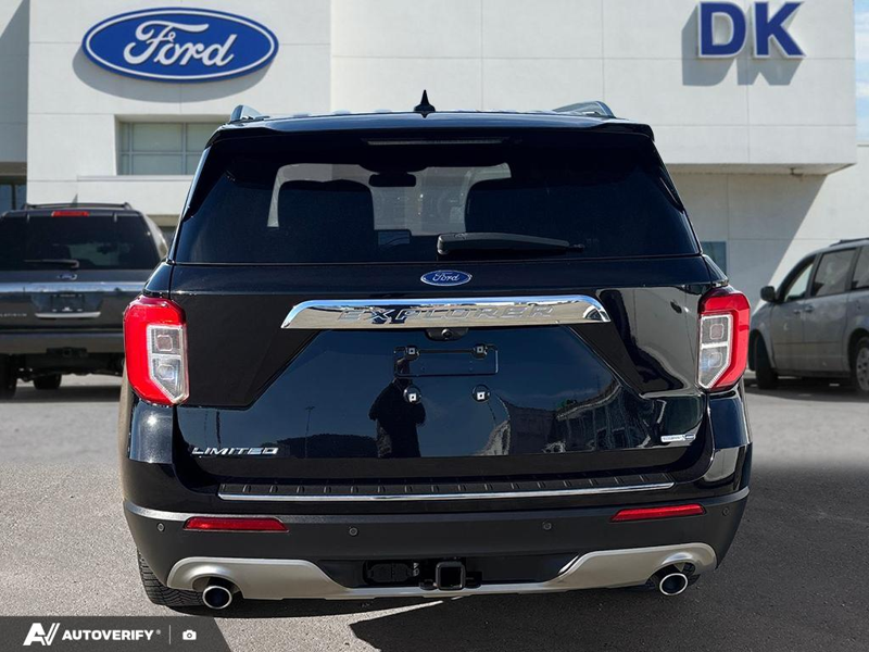 USED 2020 Ford Explorer Limited w/Leather, Moonroof, Nav, and More! - Agate Black Metallic Exterior / Black Interior - $28,777 - Stock #D50859A - VIN 1FMSK8FH9LGA73969 - Photo 5