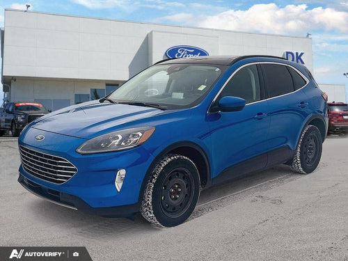 2021 Ford Escape Titanium Hybrid AWD w/Leather, Moonroof, Nav, and More!