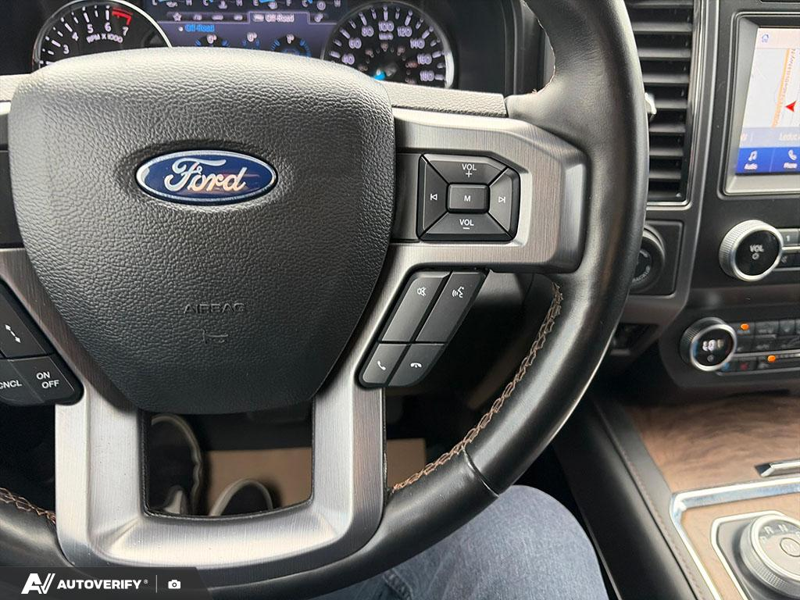 USED 2021 Ford Expedition PLAT MAX 4X4 w/Leather, Moonroof, Nav, and More! - Agate Black Metallic Exterior / BLACK ONYX LEATHER Interior - $46,888 - Stock #D60514A - VIN 1FMJK1MT0MEA12484 - Photo 11