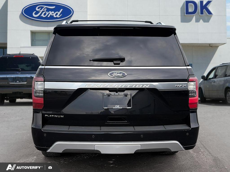 USED 2021 Ford Expedition PLAT MAX 4X4 w/Leather, Moonroof, Nav, and More! - Agate Black Metallic Exterior / BLACK ONYX LEATHER Interior - $46,888 - Stock #D60514A - VIN 1FMJK1MT0MEA12484 - Photo 5