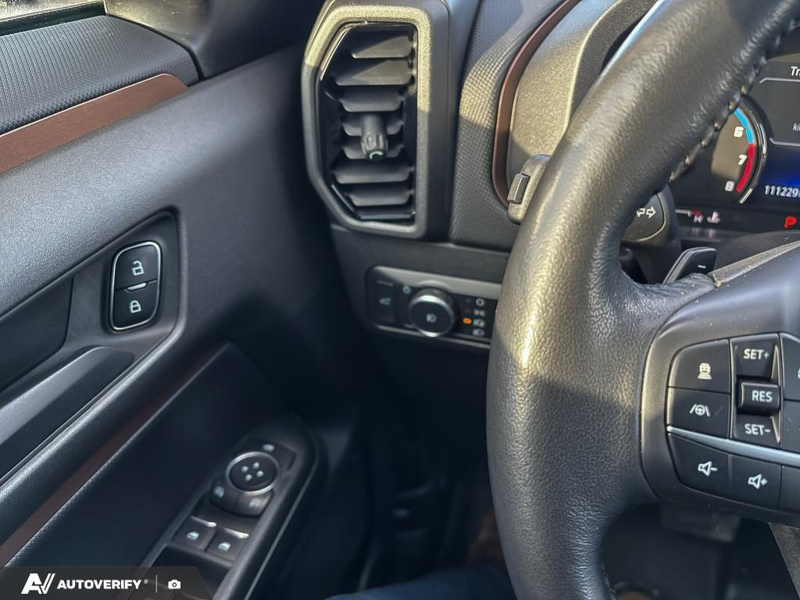USED 2022 Ford Bronco Sport Badlands w/Premium Package! - Carbonized Grey Metallic Exterior / EBONY ROAST Interior - $27,777 - Stock #D60114A - VIN 3FMCR9D99NRE25641 - Photo 13