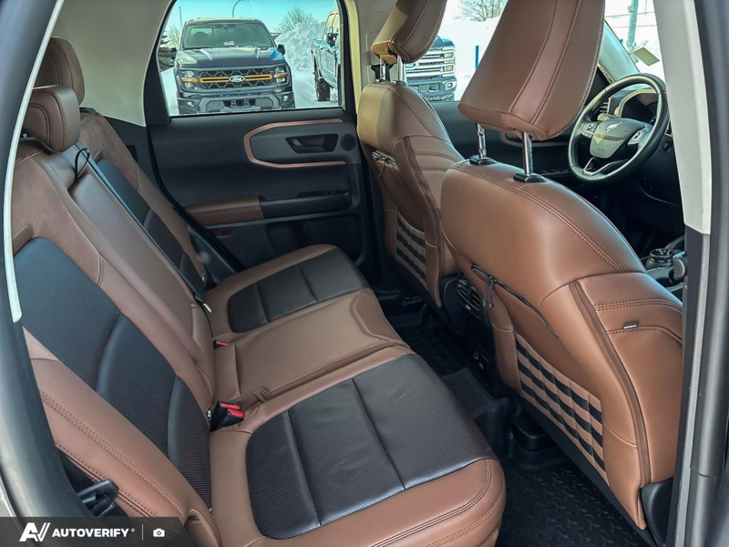 USED 2022 Ford Bronco Sport Badlands w/Premium Package! - Carbonized Grey Metallic Exterior / EBONY ROAST Interior - $27,777 - Stock #D60114A - VIN 3FMCR9D99NRE25641 - Photo 17