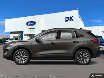2022 Ford Escape Titanium Hybrid AWD wVery Low KMs 1