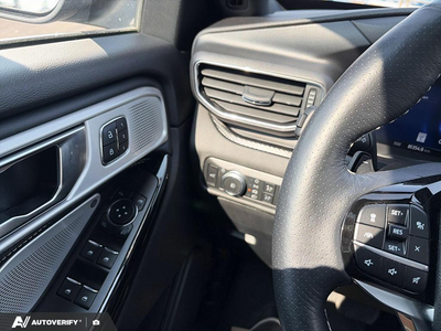 USED 2022 Ford Explorer ST w/Leather, Moonroof, Nav, and More! - EBONY LEATHER-TRIMMED Interior - $40,591 - Stock #D60200A - VIN 1FM5K8GC9NGA66782