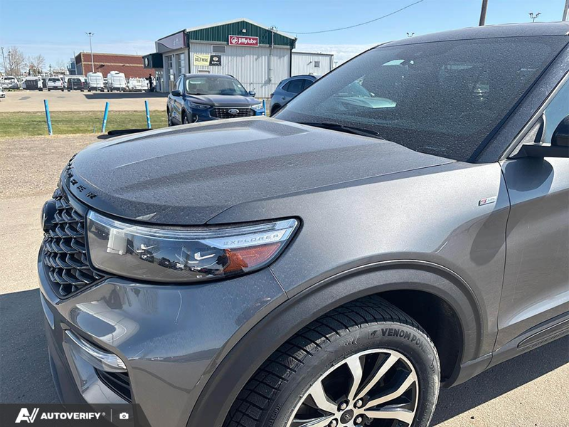 USED 2022 Ford Explorer ST-Line w/Leather, Nav, and More! - Carbonized Grey Metallic Exterior / EBONY ACTIVEX Interior - $30,777 - Stock #D51030A - VIN 1FMSK8KH7NGB74680 - Photo 7