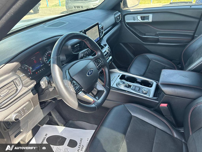 USED 2022 Ford Explorer ST-Line w/Leather, Nav, and More! - Carbonized Grey Metallic Exterior / EBONY ACTIVEX Interior - $30,777 - Stock #D51030A - VIN 1FMSK8KH7NGB74680 - Photo 9