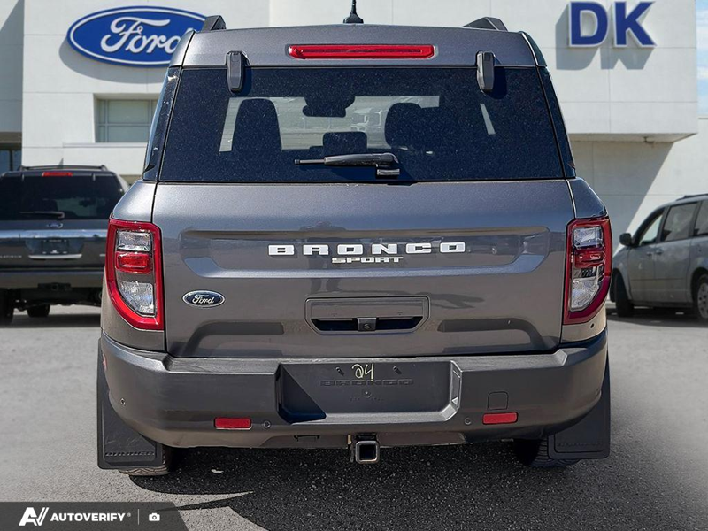 USED 2023 Ford Bronco Sport Outer Banks w/Leather, Tech Pkg, and More! - Carbonized Grey Metallic Exterior / Navy Interior - $29,999 - Stock #DR1666A - VIN 3FMCR9C6XPRE19311 - Photo 5