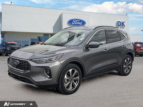 2023 Ford Escape Platinum w/Leather, Nav, and More!