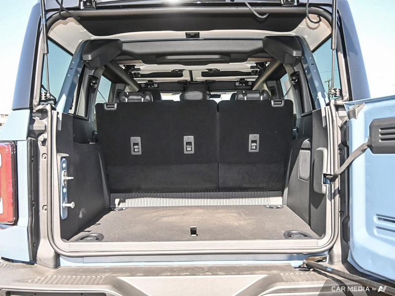 DEMO 2025 Ford Bronco Badlands HOSS + Sasquatch Package - Azure Grey Metallic Tri-coat Exterior / BLACK LEATHER TRIM VINYL Interior - $81,984 - Stock #E50684 - VIN 1FMEE9BP3SLA60244 - Photo 11