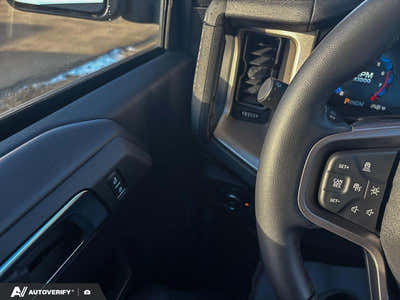 2025 Ford Bronco Outer Banks Qualifies for New Vehicle Incen 1