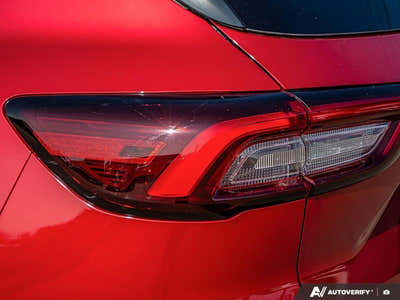 2025 Ford Escape ST-Line 1