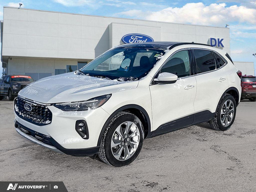 2025 Ford Escape Platinum **Qualifies for New Vehicle Incentives**