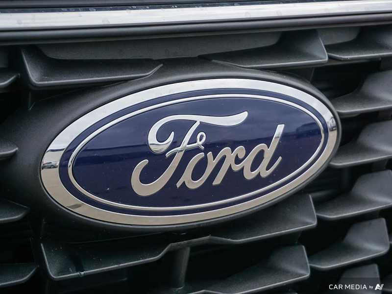NEW 2025 Ford Escape Active - Space Silver Metallic Exterior / EBONY CLOTH Interior - $34,793 - Stock #E50420 - VIN 1FMCU9GN1SUA76860 - Photo 9
