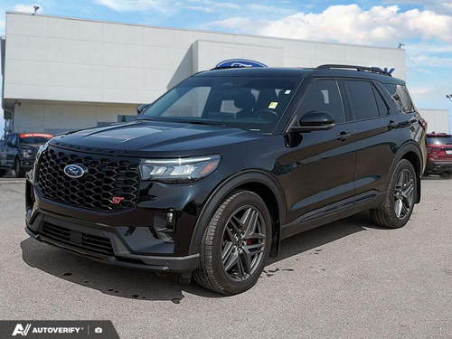 2025 Ford Explorer ST w/Leather, Moonroof, Nav, and More!