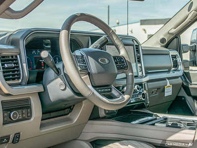 2025 Ford F-350 Super Duty Platinum 1