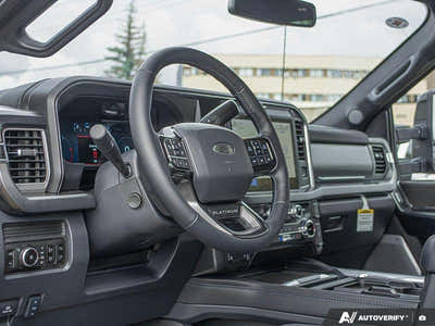 2025 Ford F-350 Super Duty Platinum 1