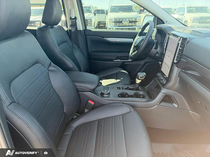USED 2025 Ford Ranger Lariat - Marsh Gray Exterior / EBONY LEATHER-TRIMMED Interior - $54,999 - Stock #D60677A - VIN 1FTER4KH5SLE63372 - Photo 16