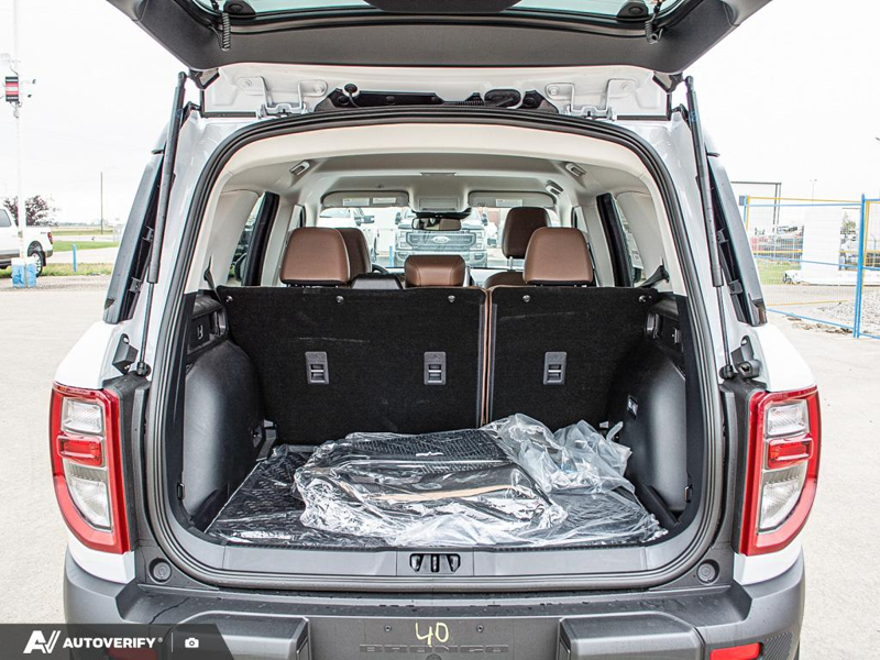 NEW 2026 Ford Bronco Sport Outer Banks - Oxford White Exterior / EBONY/ROAST, PREMIUM TRIMMED HTD FRONT BUCKET SEATS Interior - $40,391 - Stock #D60784 - VIN 3FMCR9CN7TRF12725 - Photo 11