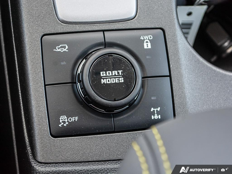 NEW 2026 Ford Bronco Sport Badlands - Azure Grey Metallic Tri-coat Exterior / DARK SPACE GREY LEATHER Interior - $50,333 - Stock #E60646 - VIN 3FMCR9DAXTRE51320 - Photo 21