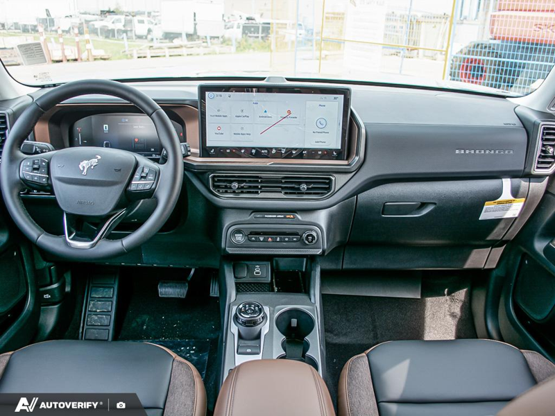 NEW 2026 Ford Bronco Sport Outer Banks - Azure Grey Metallic Tri-coat Exterior / EBONY/ROAST, PREMIUM TRIMMED HTD FRONT BUCKET SEATS Interior - $40,687 - Stock #D60696 - VIN 3FMCR9CN4TRE86844 - Photo 27