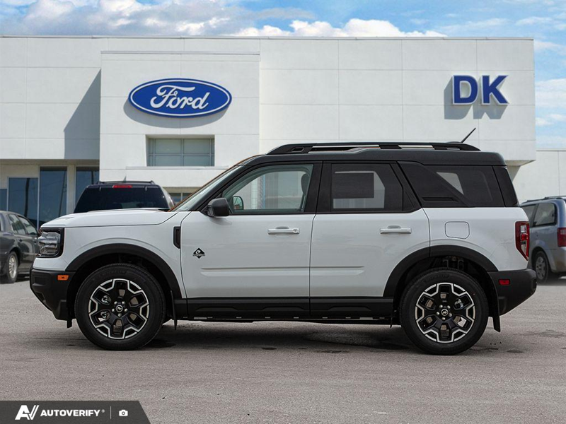 NEW 2026 Ford Bronco Sport Outer Banks - Oxford White Exterior / EBONY/ROAST, PREMIUM TRIMMED HTD FRONT BUCKET SEATS Interior - $40,391 - Stock #D60784 - VIN 3FMCR9CN7TRF12725 - Photo 3