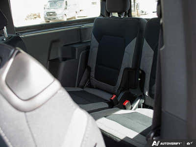NEW 2026 Ford Bronco Base Sasquatch Manual - BLACK CLOTH GREY Interior - $67,809 - Stock #E60575 - VIN 1FMDE6AH0TLA75175