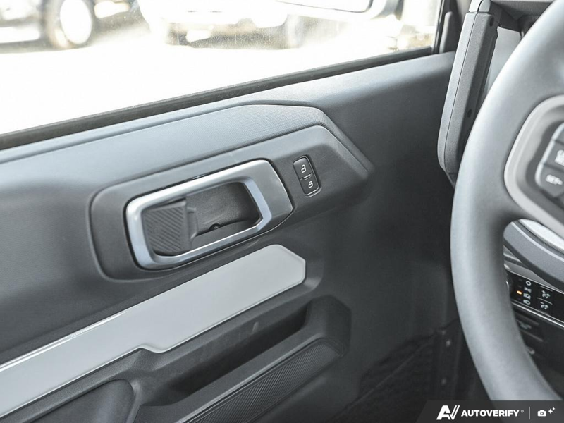 NEW 2026 Ford Bronco Base Sasquatch Manual - Avalanche Exterior / BLACK CLOTH GREY Interior - $61,356 - Stock #E60239 - VIN 1FMDE6AH1TLA43559 - Photo 17