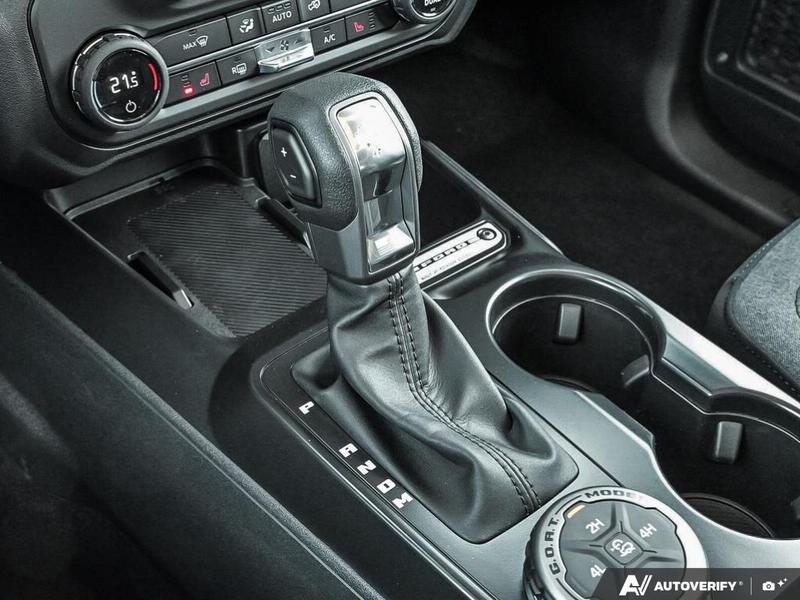 NEW 2026 Ford Bronco Big Bend - Desert Sand Exterior / GREY/BLACK CLOTH Interior - $59,364 - Stock #E60527 - VIN 1FMDE7BH8TLA78877 - Photo 19