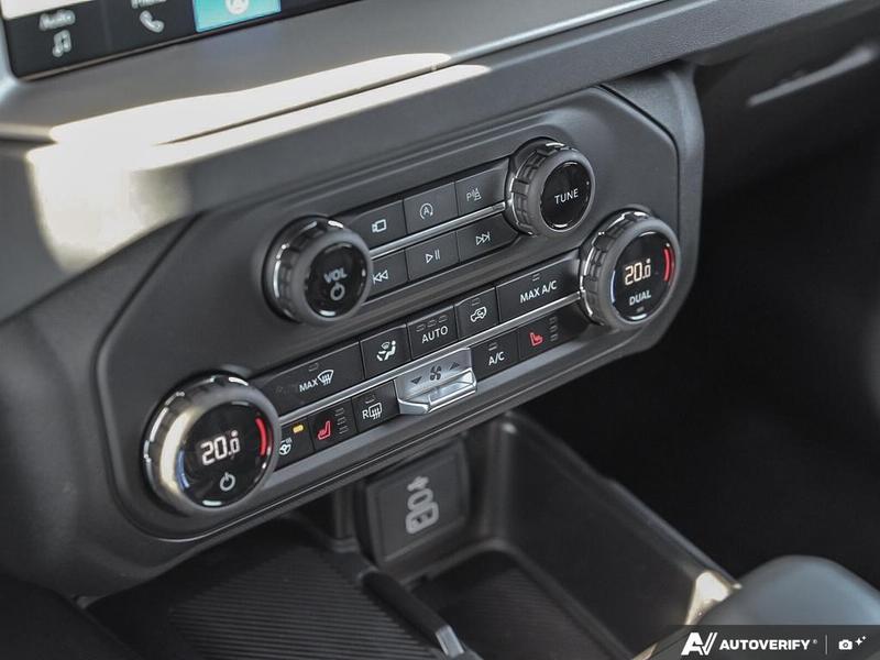 NEW 2026 Ford Bronco Outer Banks - Avalanche Exterior / BLACK ONYX LEATHER TRIM/VINYL Interior - $72,839 - Stock #E60286 - VIN 1FMEE8BP3TLA46727 - Photo 20