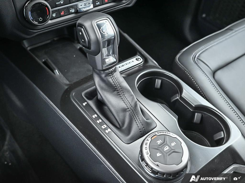 NEW 2026 Ford Bronco Outer Banks - Desert Sand Exterior / BLACK ONYX LEATHER TRIM/VINYL Interior - $64,431 - Stock #E60687 - VIN 1FMEE8BP2TLA98432 - Photo 19