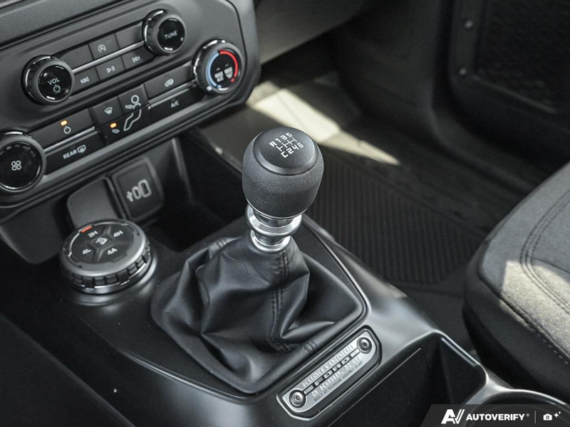 NEW 2026 Ford Bronco Base Sasquatch Manual - Desert Sand Exterior / BLACK CLOTH GREY Interior - $62,708 - Stock #E60575 - VIN 1FMDE6AH0TLA75175 - Photo 19