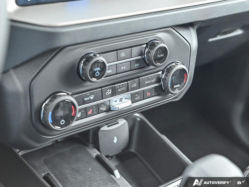 NEW 2026 Ford Bronco Outer Banks - Desert Sand Exterior / BLACK ONYX LEATHER TRIM/VINYL Interior - $64,431 - Stock #E60687 - VIN 1FMEE8BP2TLA98432 - Photo 20