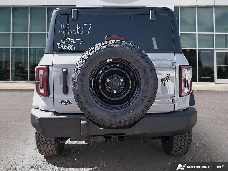 NEW 2026 Ford Bronco Outer Banks - Avalanche Exterior / BLACK ONYX LEATHER TRIM/VINYL Interior - $72,839 - Stock #E60286 - VIN 1FMEE8BP3TLA46727 - Photo 5