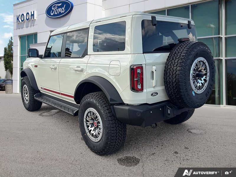 NEW 2026 Ford Bronco Outer Banks 60th Anniversary Edition - Wimbledon White Exterior / BLACK ONYX-LEATHER/VINYL Interior - $78,930 - Stock #E60989 - VIN 1FMEE8BP8TLB22474 - Photo 4