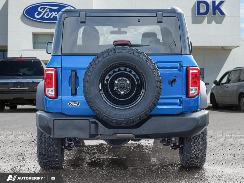 NEW 2026 Ford Bronco Big Bend - Velocity Blue Metallic Exterior / BLACK CLOTH GREY Interior - $60,777 - Stock #D60319 - VIN 1FMDE7BH2TLA54512 - Photo 5