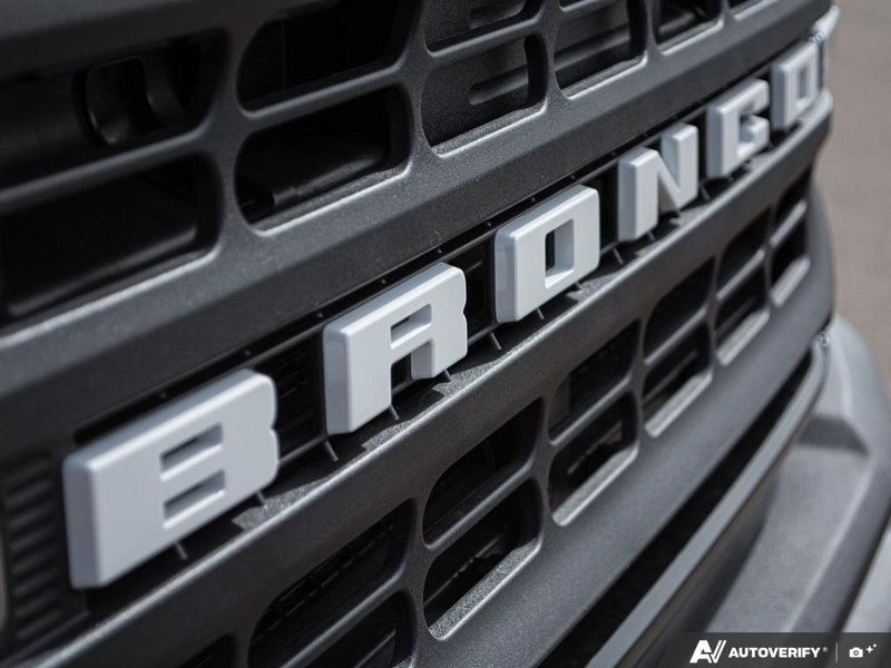 NEW 2026 Ford Bronco Base - Shadow Black Exterior / BLACK CLOTH GREY Interior - $53,819 - Stock #E60542 - VIN 1FMDE6AH9TLA76647 - Photo 9