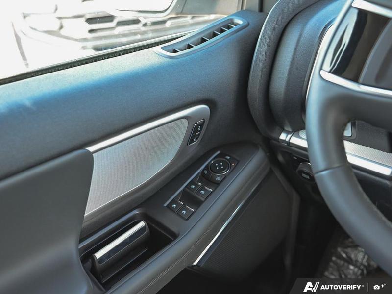 NEW 2026 Ford Expedition Active Max - Star White Tri-coat Metallic Exterior / EBONY CLOTH BUCKET SEATS Interior - $84,914 - Stock #E60228 - VIN 1FMJK1J85TEA00670 - Photo 17