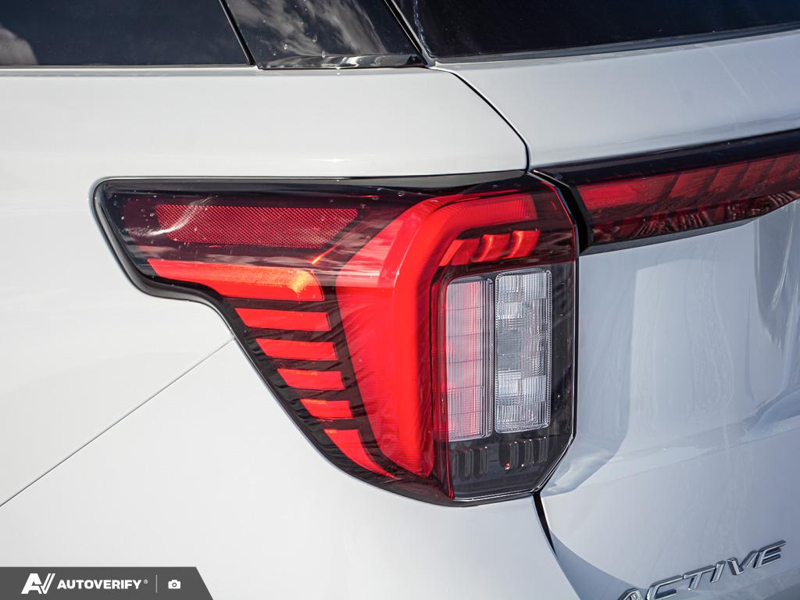 NEW 2026 Ford Explorer Active - Oxford White Exterior / DARK SPACE GRAY CLOTH Interior - $55,924 - Stock #D60203 - VIN 1FMUK8DH4TGA83160 - Photo 12