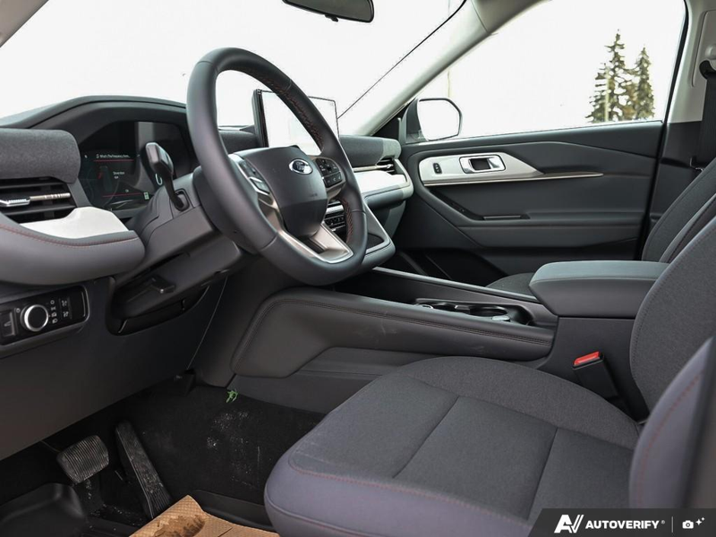 NEW 2026 Ford Explorer Active - Oxford White Exterior / DARK SPACE GRAY CLOTH Interior - $50,765 - Stock #E60195 - VIN 1FMUK8DHXTGA79291 - Photo 13