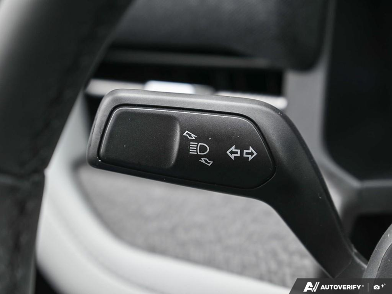 NEW 2026 Ford Explorer Platinum - Star White Tri-coat Metallic Exterior / CRYSTAL GRAY LEATHER Interior - $66,919 - Stock #E60278 - VIN 1FMUK8HHXTGA83402 - Photo 16