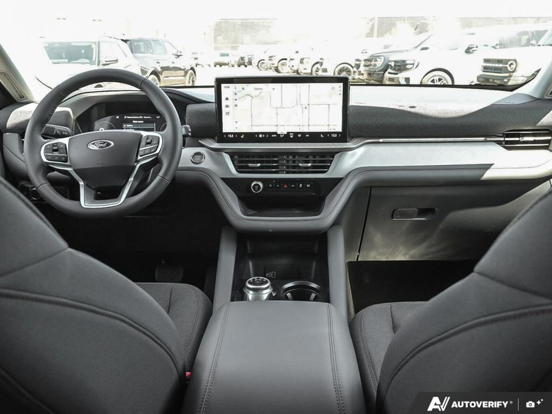 NEW 2026 Ford Explorer Active - Oxford White Exterior / DARK SPACE GRAY CLOTH Interior - $55,924 - Stock #E60258 - VIN 1FMUK8DH5TGA82812 - Photo 25