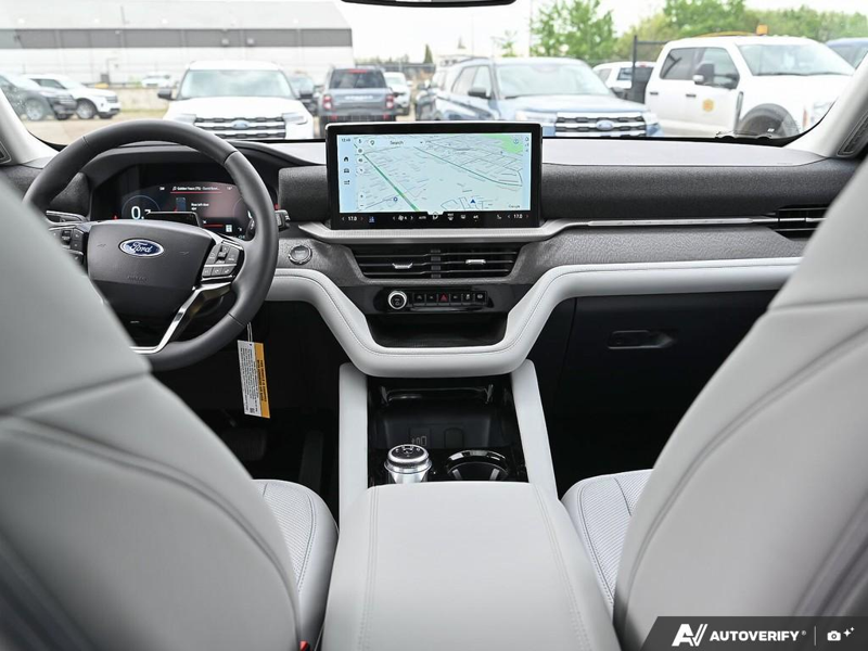 NEW 2026 Ford Explorer Platinum - Star White Tri-coat Metallic Exterior / CRYSTAL GRAY LEATHER Interior - $66,919 - Stock #E60278 - VIN 1FMUK8HHXTGA83402 - Photo 25