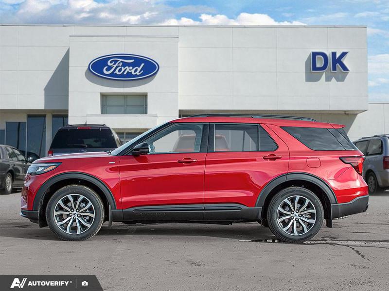 NEW 2026 Ford Explorer ST-Line - Rapid Red Tri-coat Metallic Exterior / ONYX UNIQUE CLOTH Interior - $61,507 - Stock #D60183 - VIN 1FMUK8KH7TGA81552 - Photo 3